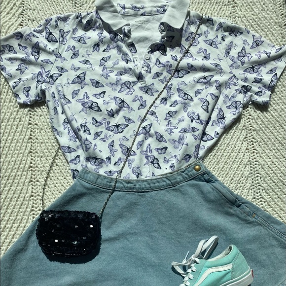 Teeny Tiny Black Bag - Picture 2 of 8